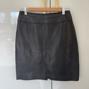 Danier ultra buttery black leather skirt size 10